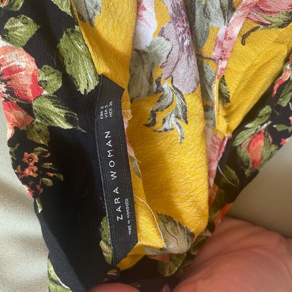 Zara Floral Dress - Picture 4 of 4
